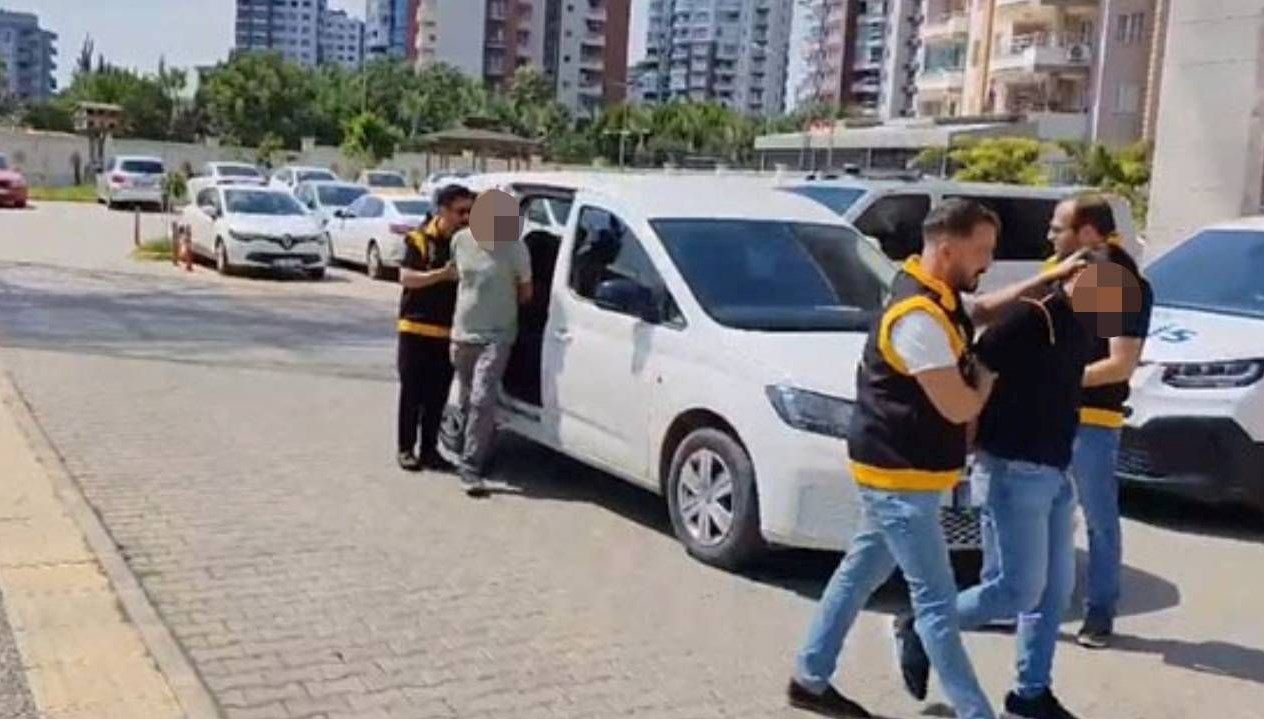 copleri asagi atmayin dedi dayak yedi KbucfUS8