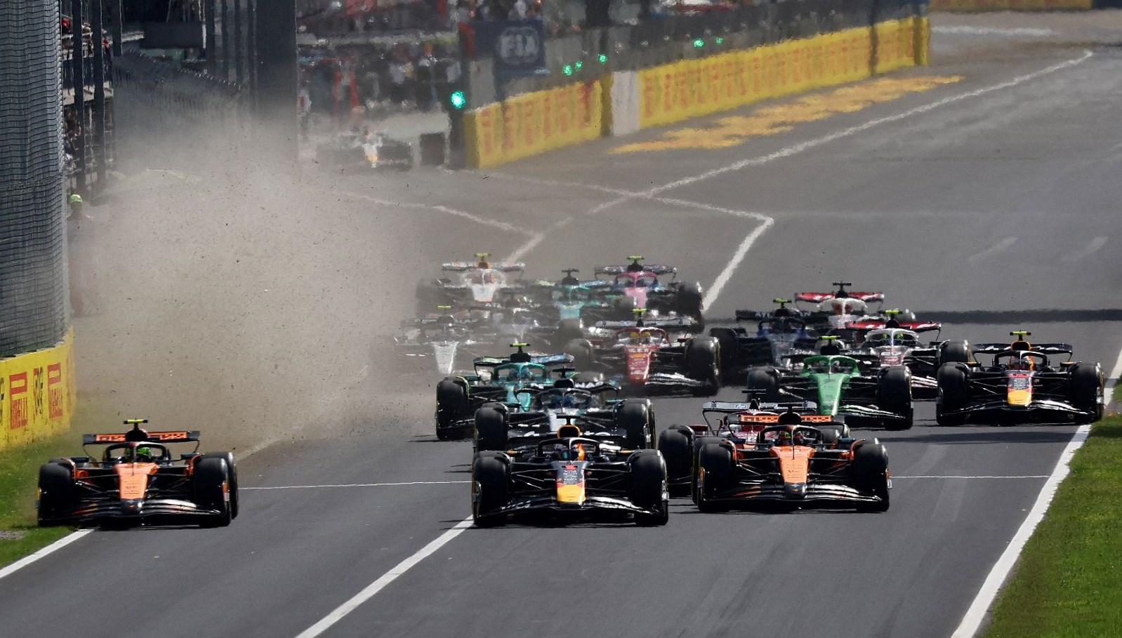 formula 1 italya gpsinde kazanan verstappen 8MaNhJX6