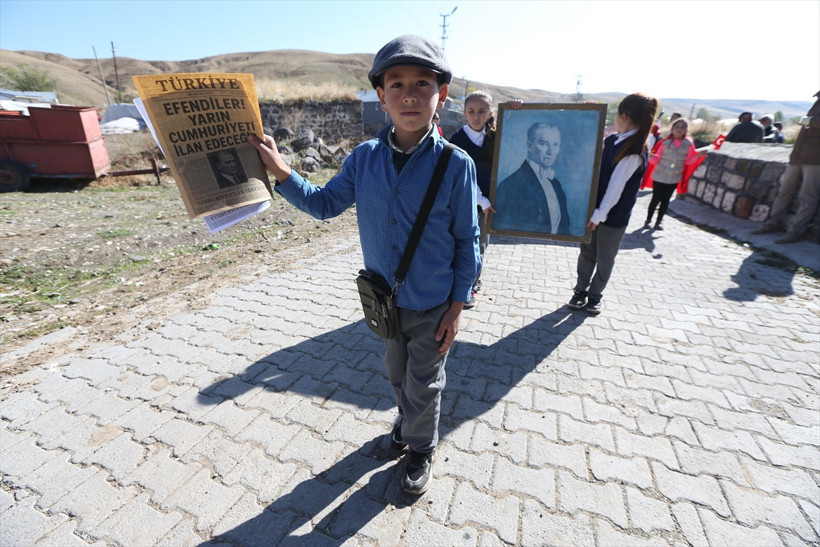 Öğrencilerin Kutlaması