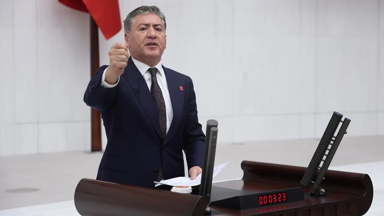 CHP’li Murat Emir’den İçişleri Bakanlığı’na Çarpıcı Eleştiri: ‘Aklımızla Dalga Geçiliyor’