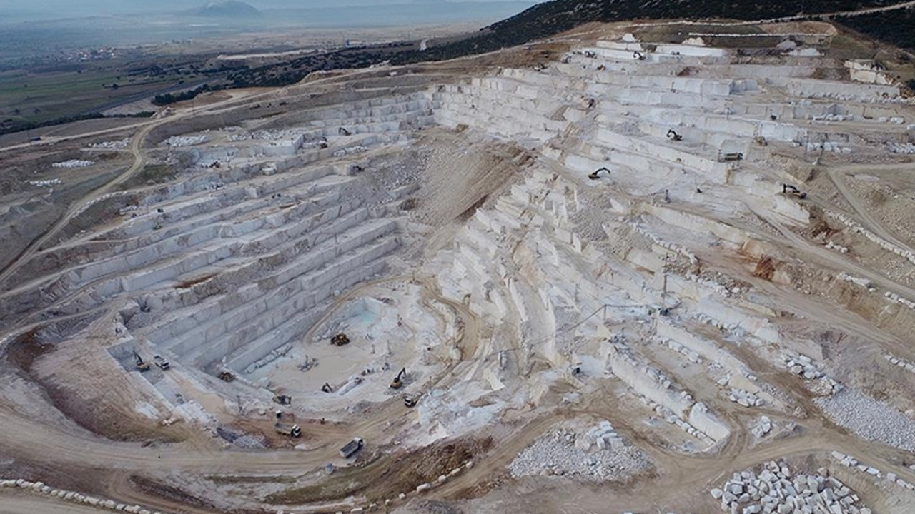 Madencilik İzin Yönetmeliği Resmi Olarak İptal Edildi