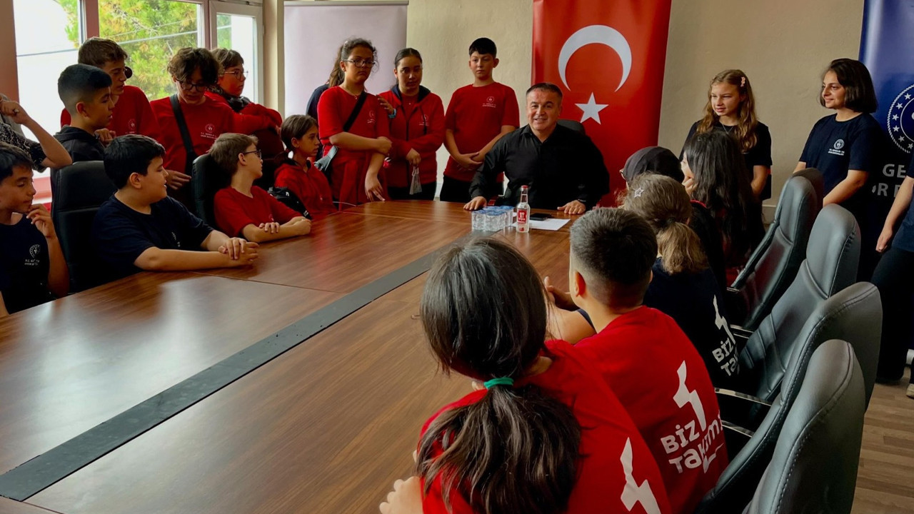 Bilecik biz bir takimiz projesine ev sahipligi yapti NpqwpfrY