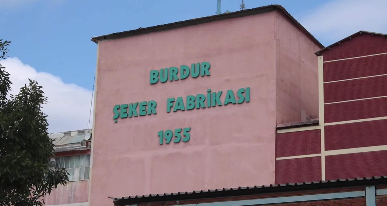 Burdurda kuspe isyani 40 bin silaj kenti kokuttu belediye cezayi kesti g3LsYRyv