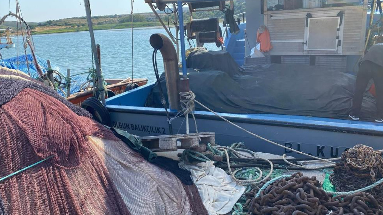 Didim’de ticari balıkçı teknelerine ağ denetimi yapıldı